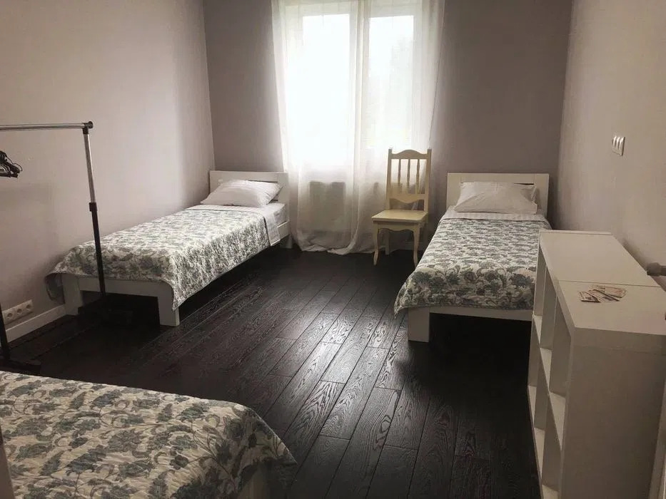 Коттедж посуточно 300 м²