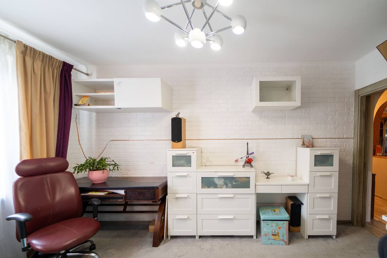 Продажа 4-комнатной квартиры 93 м², Петрова Генерала ул., 22А