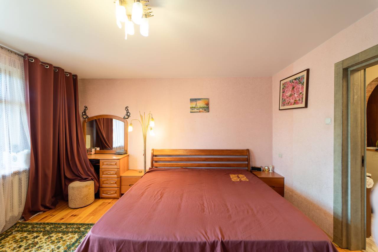 Продажа 4-комнатной квартиры 93 м², Петрова Генерала ул., 22А