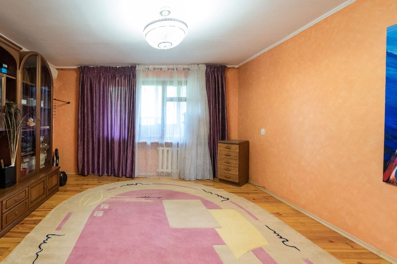 Продажа 4-комнатной квартиры 93 м², Петрова Генерала ул., 22А