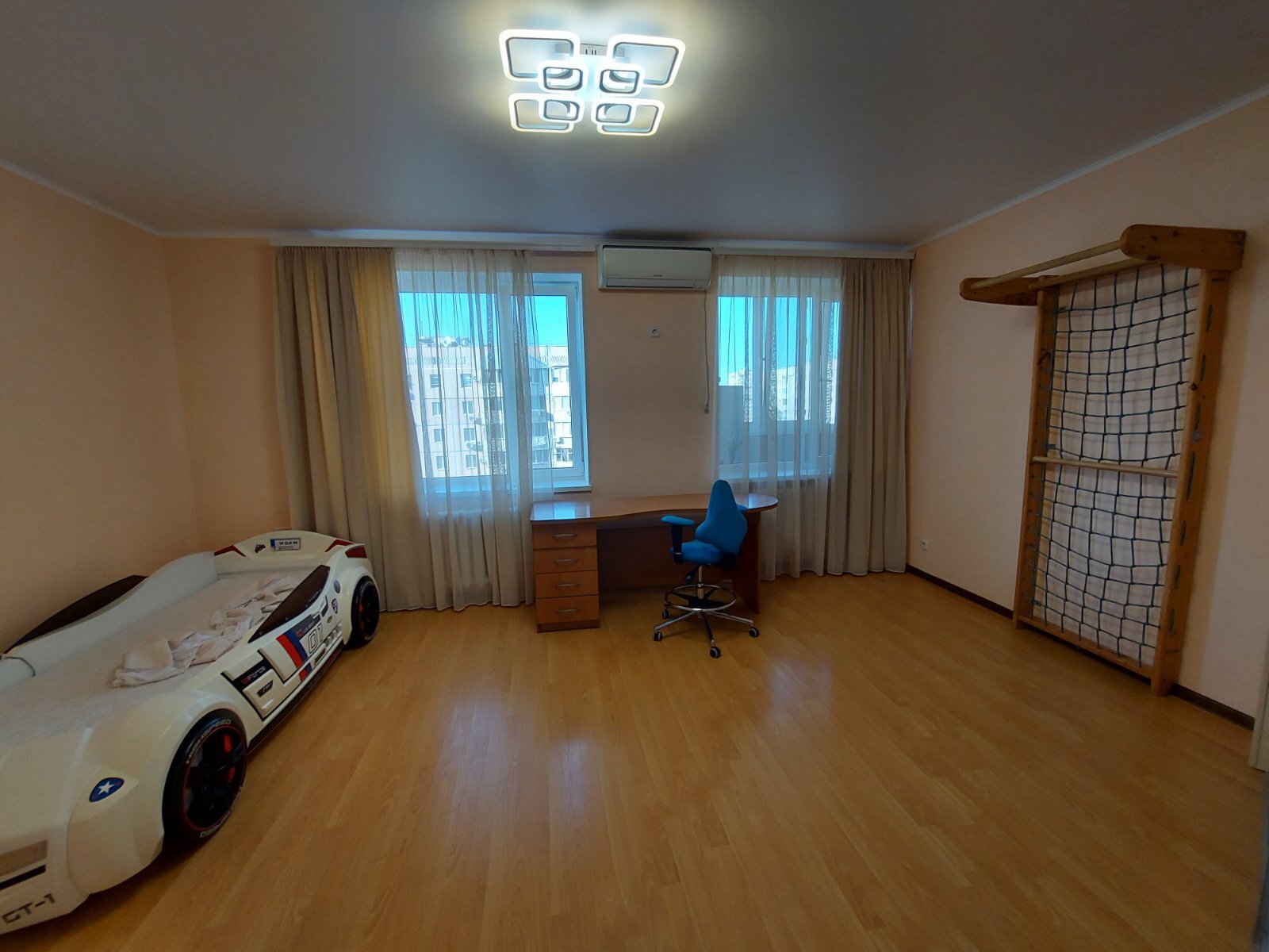 Оренда 2-кімнатної квартири 70 м², Академіка Вільямса вул., 59Г