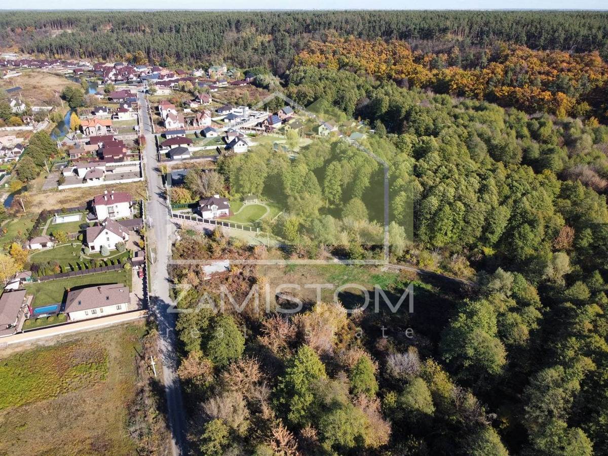 Продаж ділянки під індивідуальне житлове будівництво 8 соток