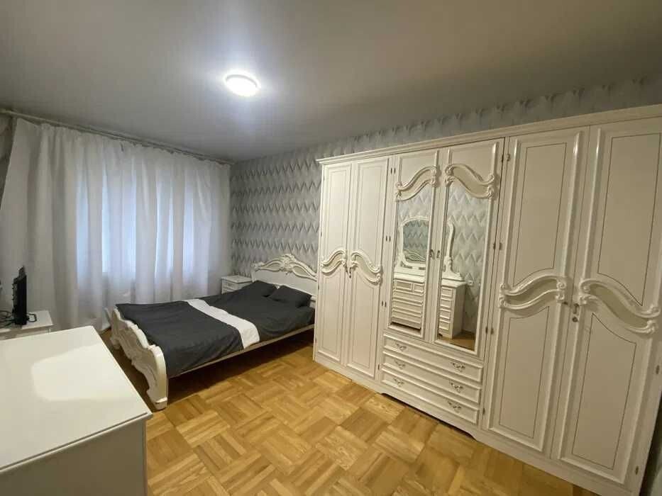 Аренда 3-комнатной квартиры 90 м², Успенская пл., 7