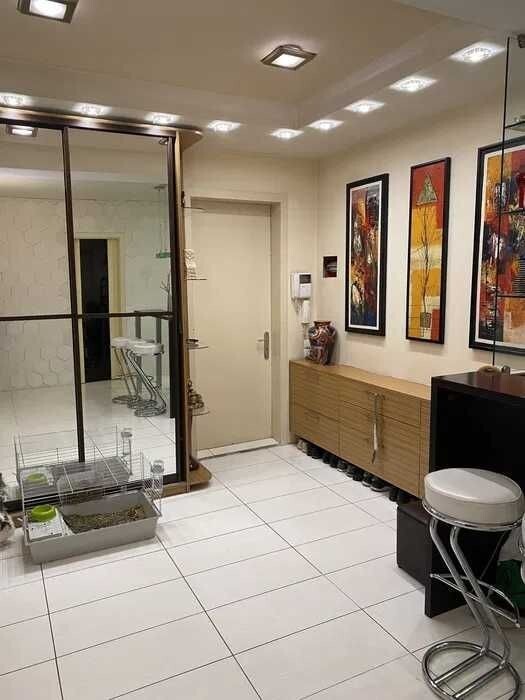 Оренда 3-кімнатної квартири 90 м², Успенська пл., 7
