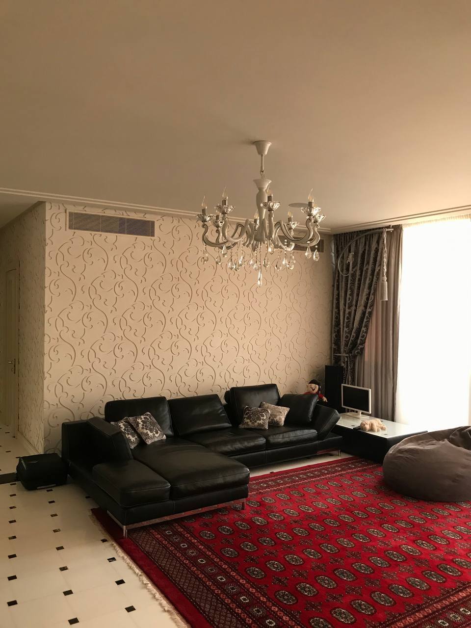 Продажа 4-комнатной квартиры 264 м², Греческая ул., 1А