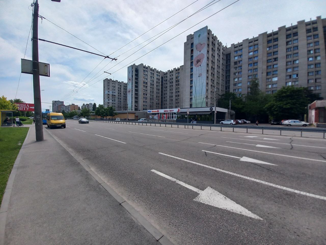 Оренда комерції 206 м², Набережна Перемоги вул., 44/1