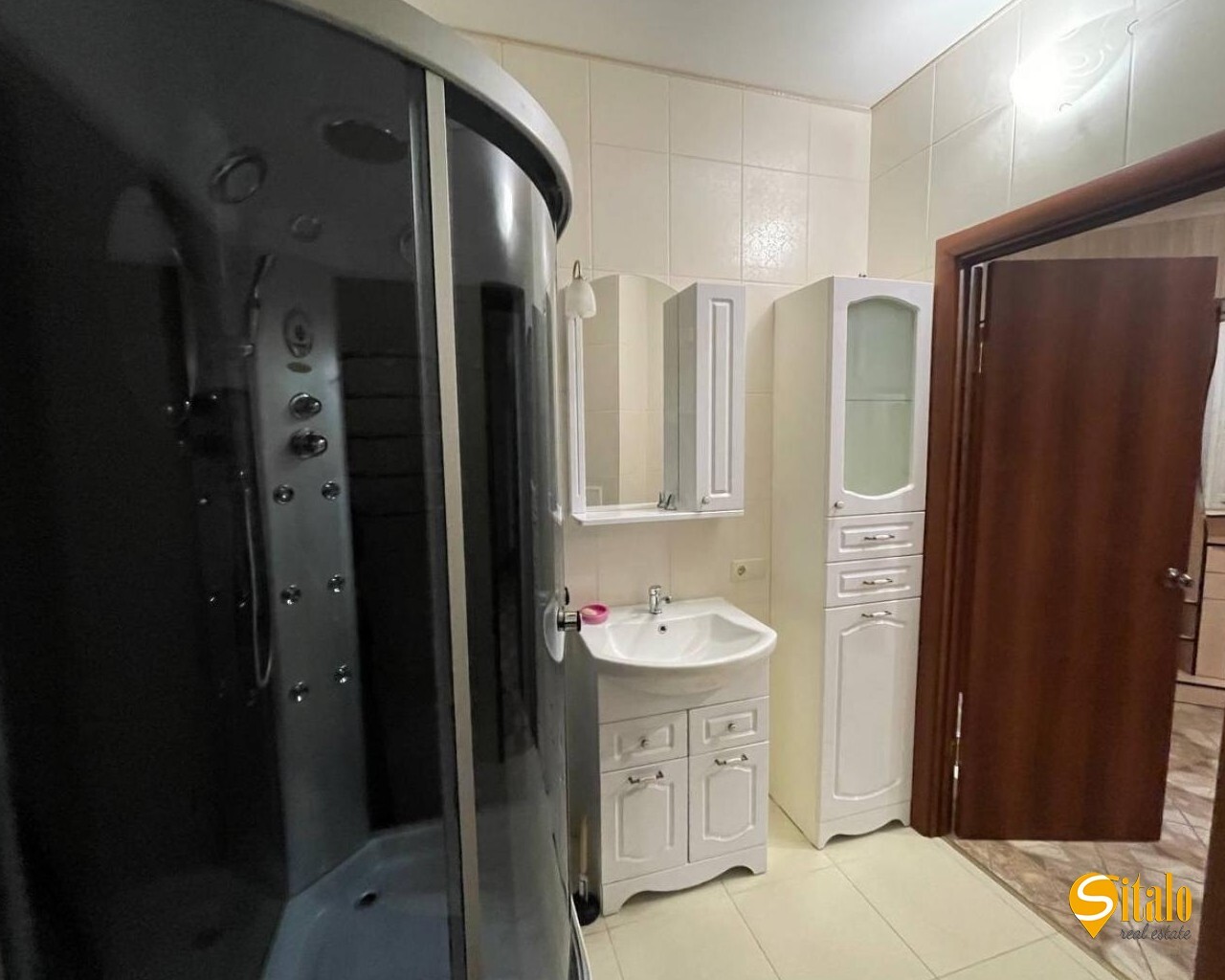 Продаж 2-кімнатної квартири 83 м², Вишгородська вул.