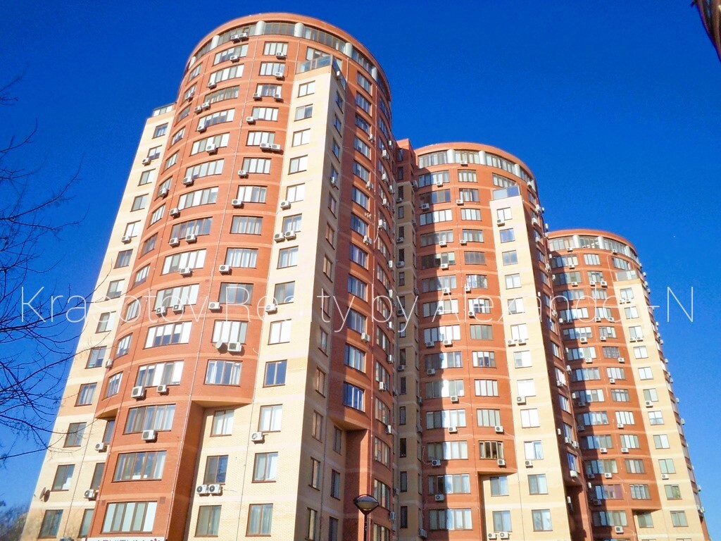 Продаж 3-кімнатної квартири 110 м², Шевченко просп., 4Б