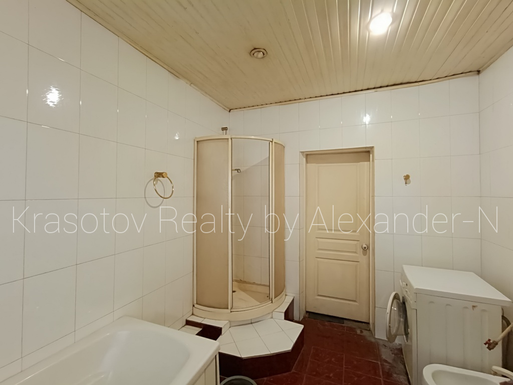 Продаж будинку 380 м², Китобойная вул.