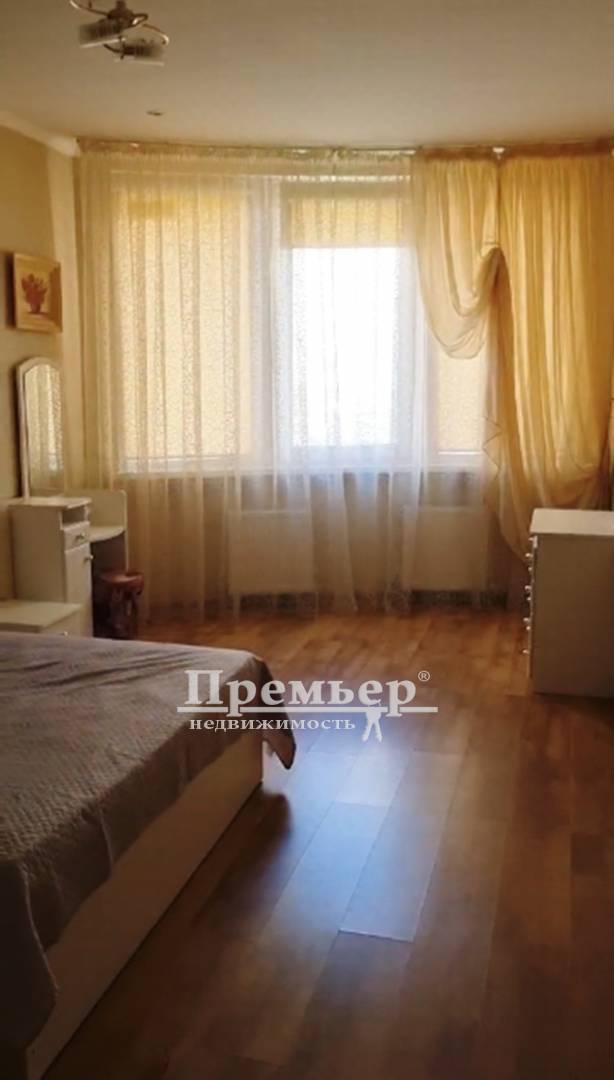 Продажа 2-комнатной квартиры 84 м², Массив Радужный ул.