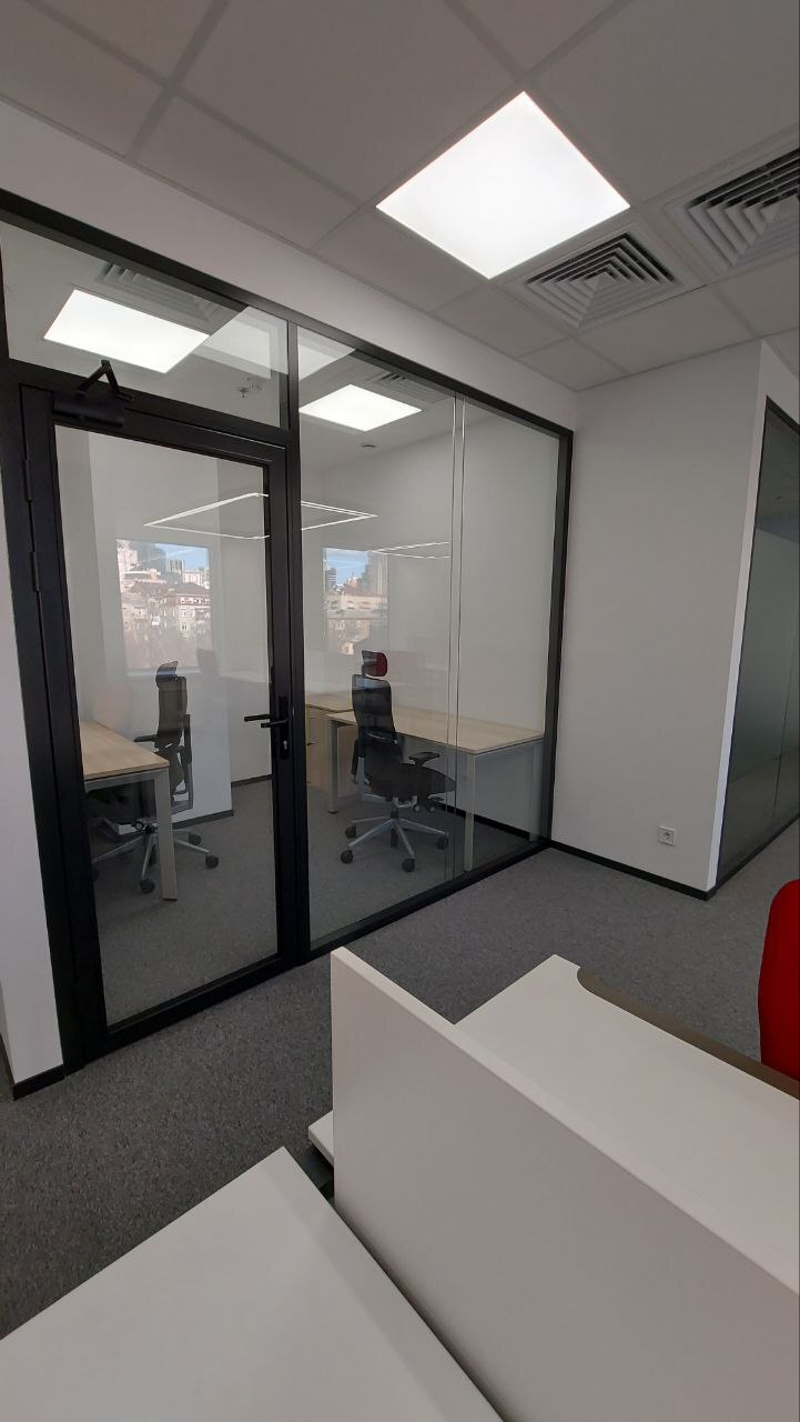 Оренда офісу 875 м², Жилянська вул., 73-79