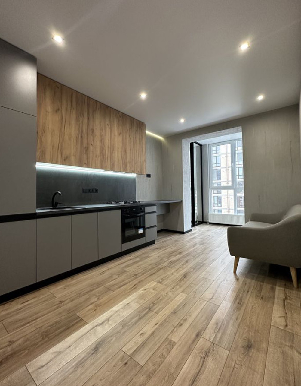 Продаж 1-кімнатної квартири 46 м², ЖК Слобожанський, Будинок 1