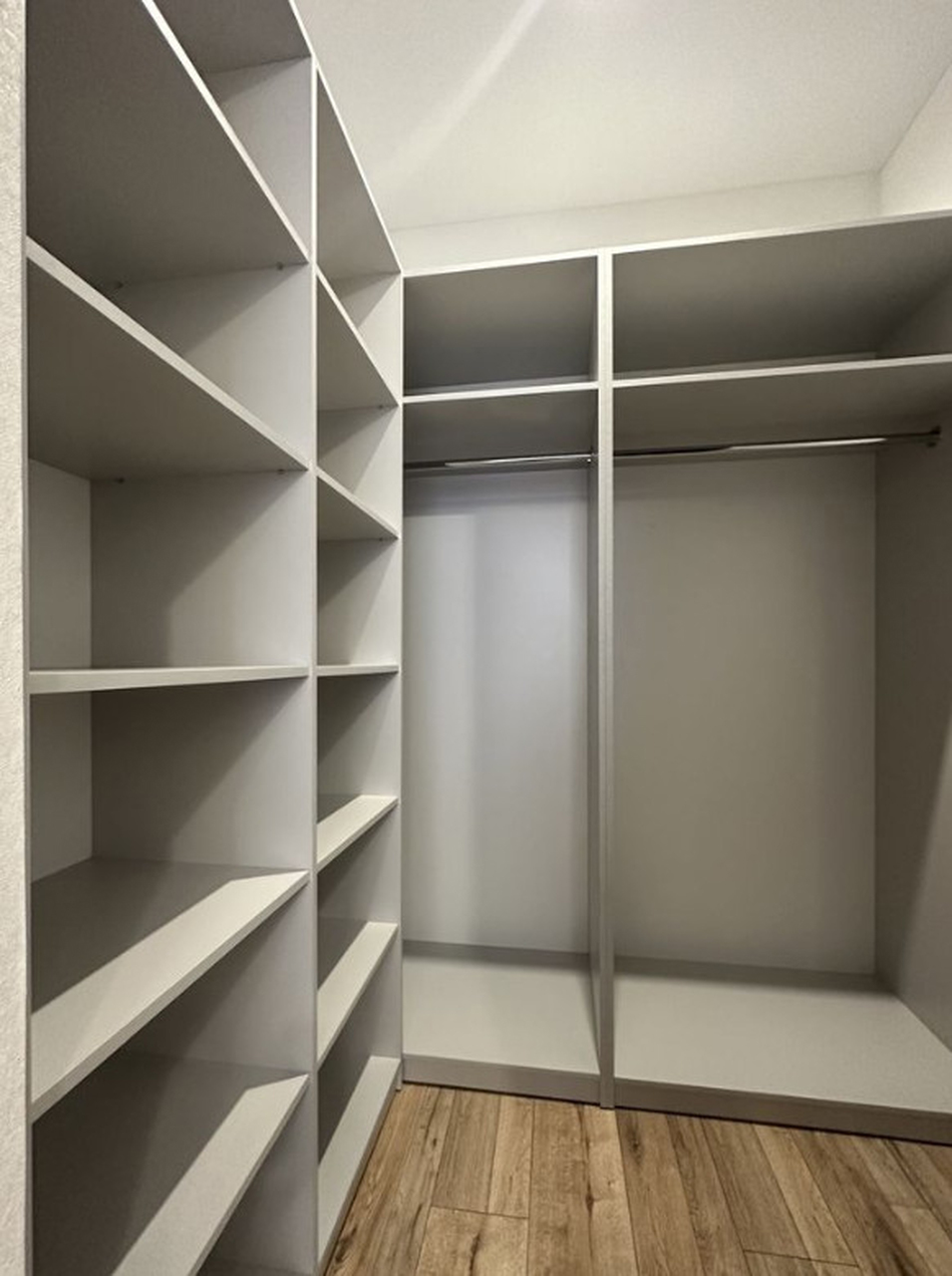 Продаж 1-кімнатної квартири 46 м², ЖК Слобожанський, Будинок 1