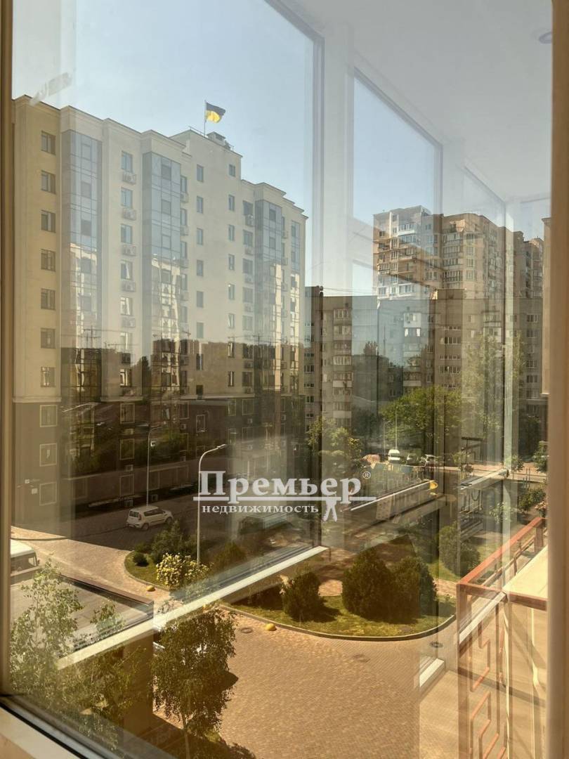 Продажа 1-комнатной квартиры 45 м², Малиновского Маршала ул.
