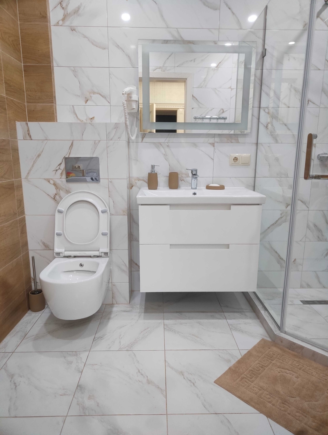 2-кімнатна квартира подобово 80 м², ЖК на вул. Степана Бандери, 23, Будинок 1