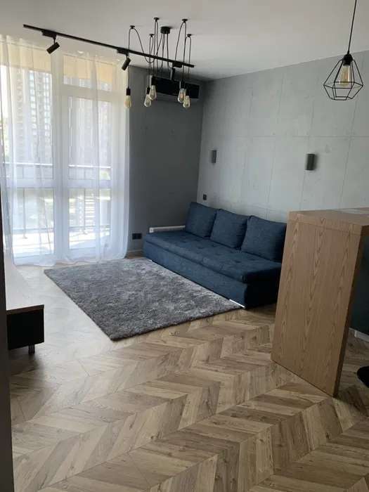 Аренда 1-комнатной квартиры 50 м², Предславинская ул.