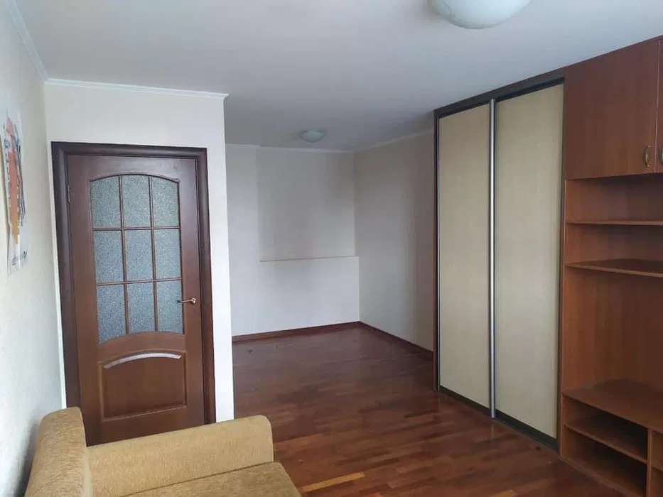 Продаж 1-кімнатної квартири 42 м², Урлівська вул., 23Б