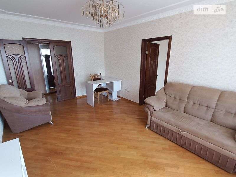 Аренда 4-комнатной квартиры 87 м², Академика Ефремова ул.