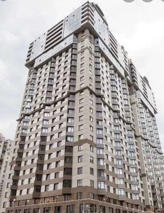 Продажа 4-комнатной квартиры 176 м², Михаила Максимовича ул.