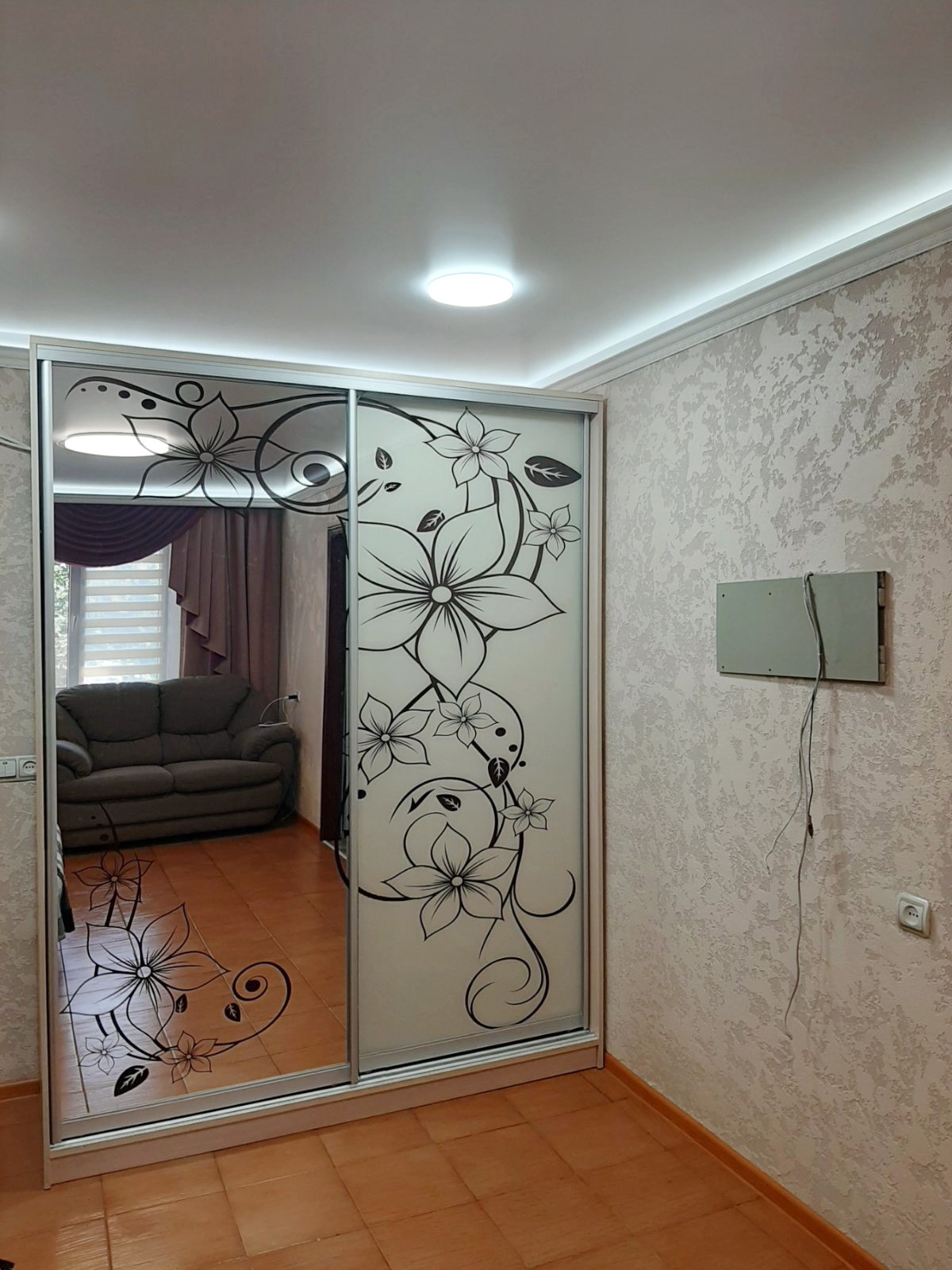 Продаж 3-кімнатної квартири 52 м², Біла вул.