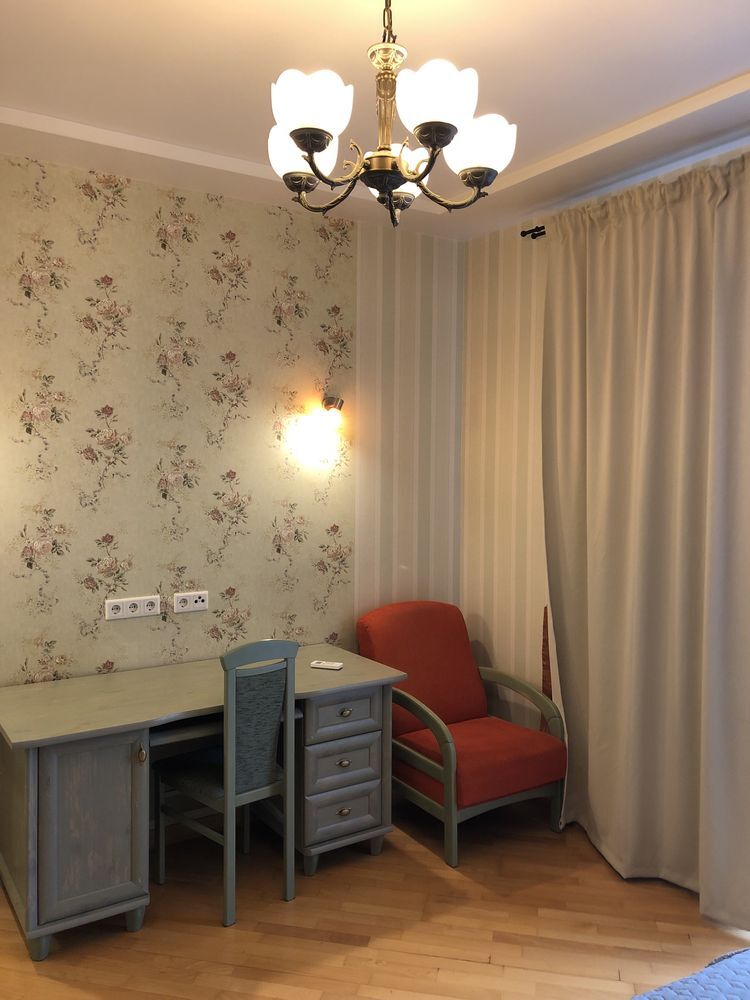 Аренда коттеджа 245 м²