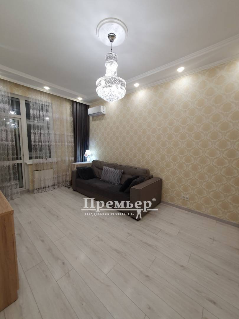 Продаж 1-кімнатної квартири 42 м², Академіка Сахарова вул.