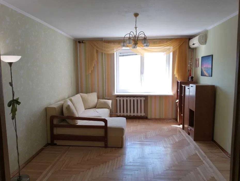 Аренда 3-комнатной квартиры 70 м², Симиренко ул.