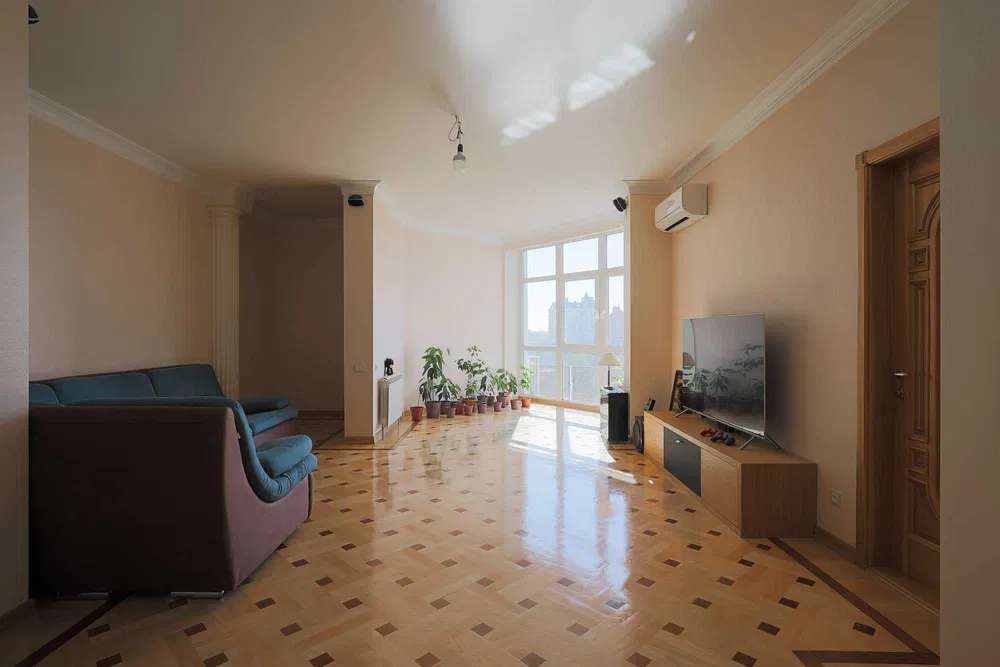 Продаж 2-кімнатної квартири 84 м², Глибочицька вул.