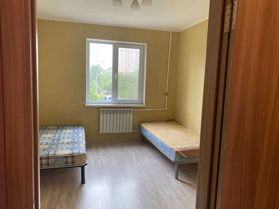 Оренда 3-кімнатної квартири 74 м², Здолбунівська вул., 11А