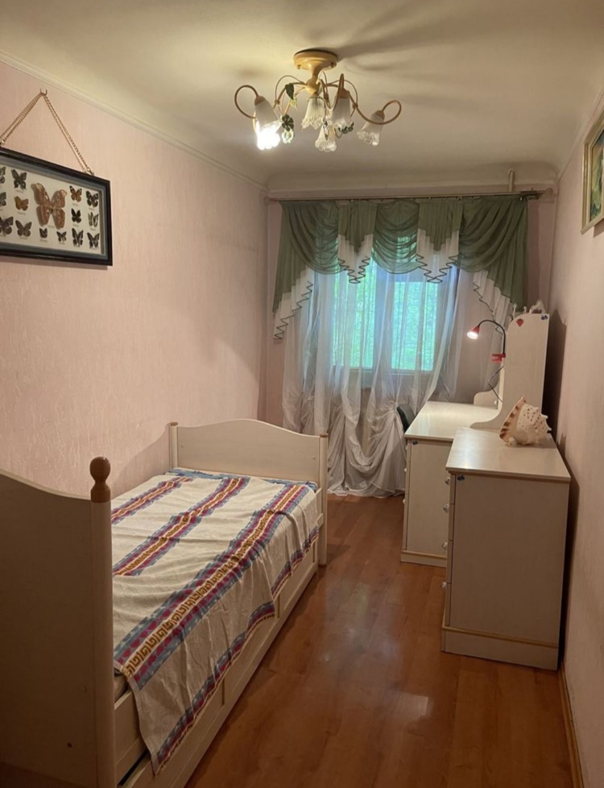Оренда 3-кімнатної квартири 55 м², Василя Мельникова вул.