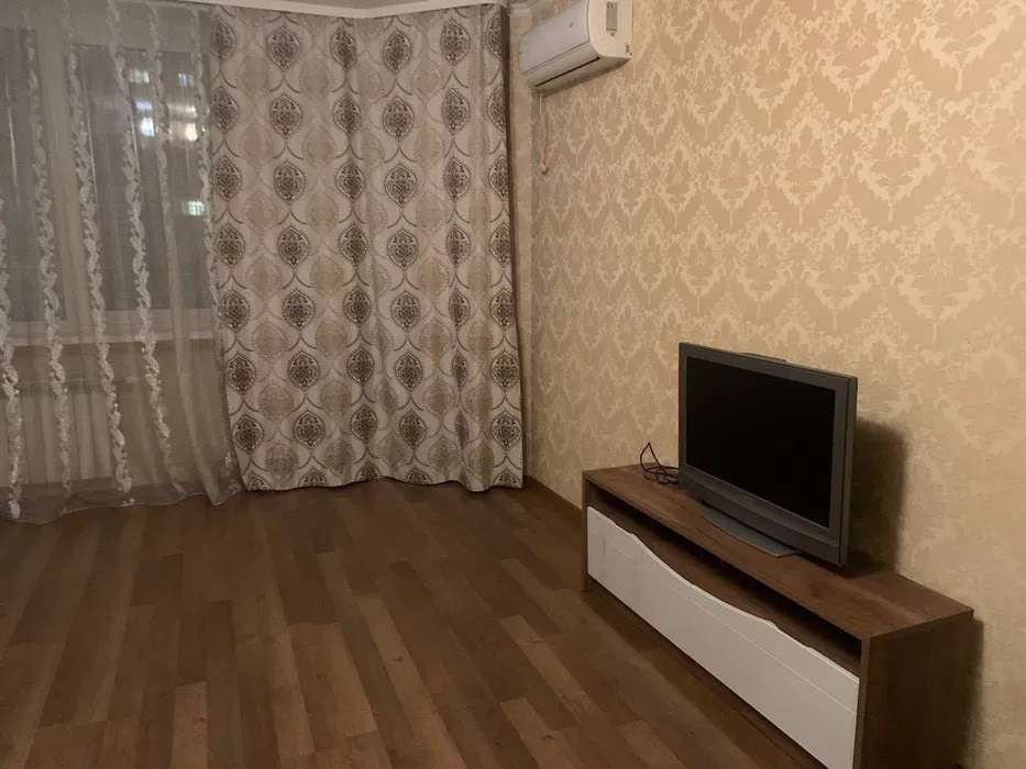 Оренда 2-кімнатної квартири 80 м², Єлизавети Чавдар вул., 13