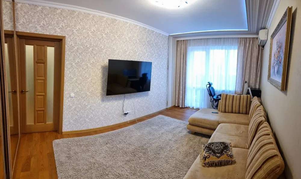 Продажа 3-комнатной квартиры 76 м², Академика Заболотного ул.