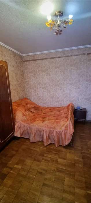 Продаж 2-кімнатної квартири 55 м², Райдужна вул., 37