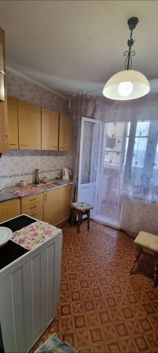 Продаж 2-кімнатної квартири 55 м², Райдужна вул., 37