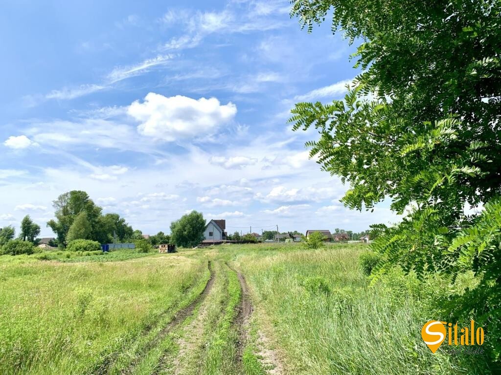 Продаж ділянки під індивідуальне житлове будівництво 13 соток