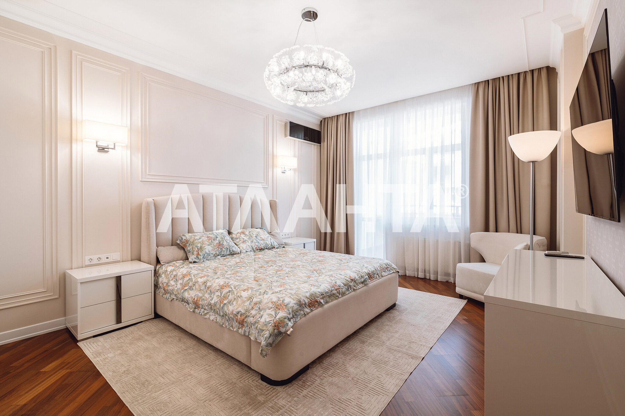 Продаж 2-кімнатної квартири 107 м², Мукачевський пров.