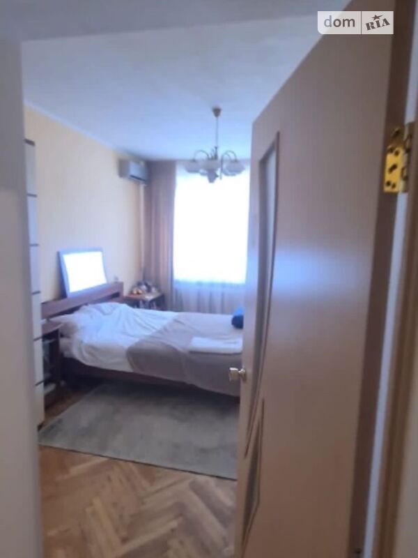 Продаж 2-кімнатної квартири 85 м², Тарасівська вул.
