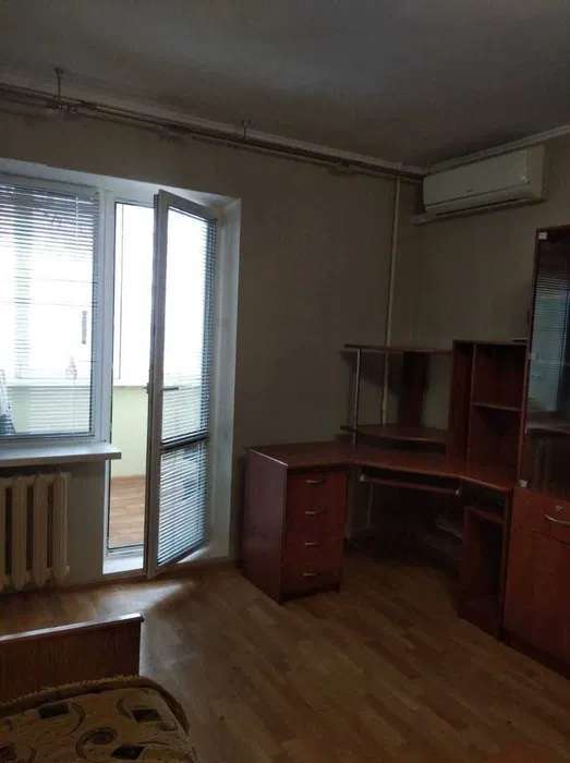 Оренда 1-кімнатної квартири 42 м², Драгоманова вул., 42