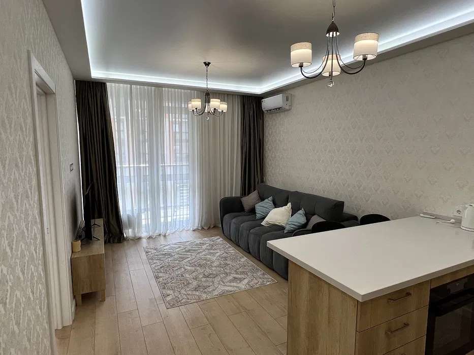 Оренда 1-кімнатної квартири 57 м², Предславинська вул., 42А