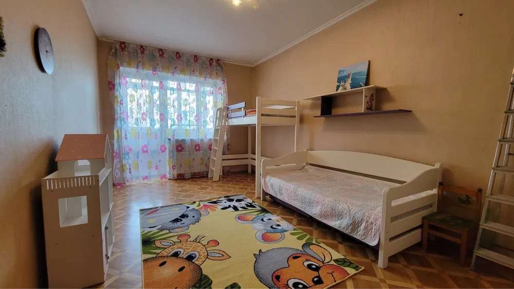 Аренда 3-комнатной квартиры 120 м², Вячеслава Черновола ул., 25