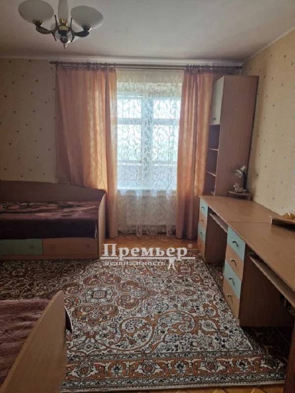 Продаж 3-кімнатної квартири 74 м², Академіка Корольова вул.