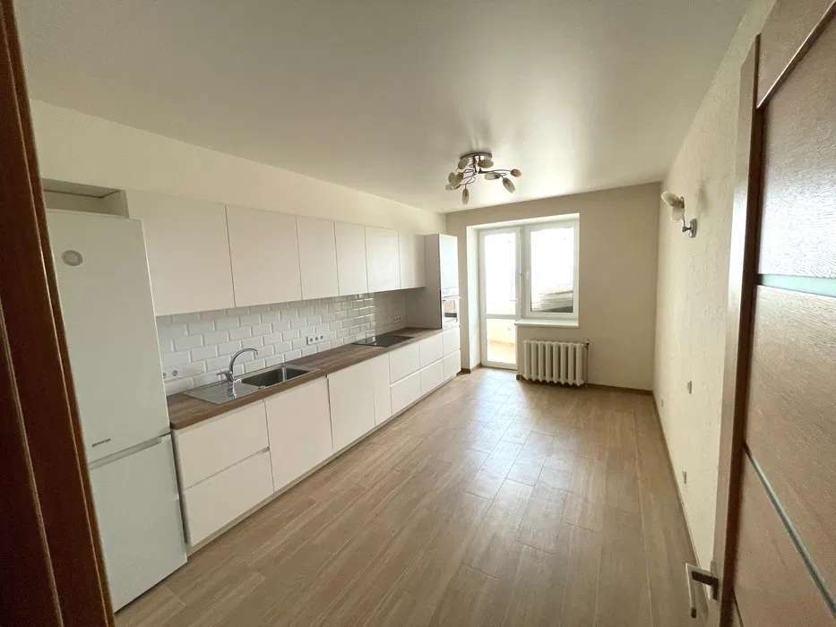 Продаж 3-кімнатної квартири 115 м², Бориспільська вул.