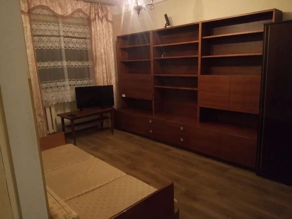 Продаж 2-кімнатної квартири 45 м², Олени Теліги вул.