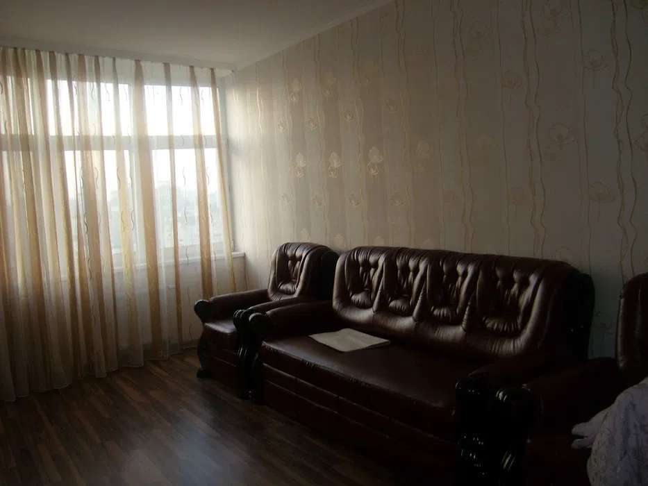 Оренда 2-кімнатної квартири 84 м², Драгоманова вул., 40