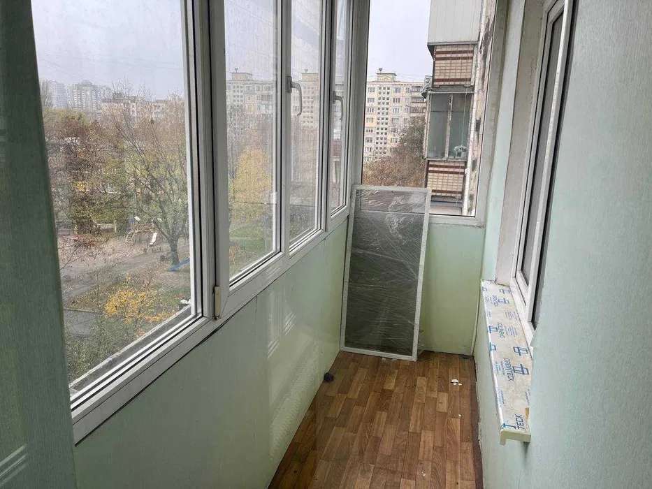 Оренда 2-кімнатної квартири 52 м², Микільсько-Слобідська вул.