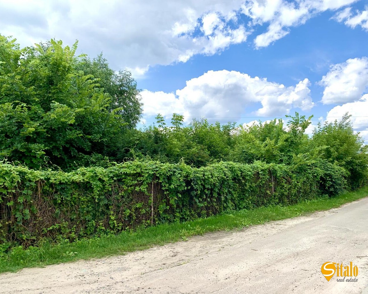 Продаж ділянки під індивідуальне житлове будівництво 13 соток