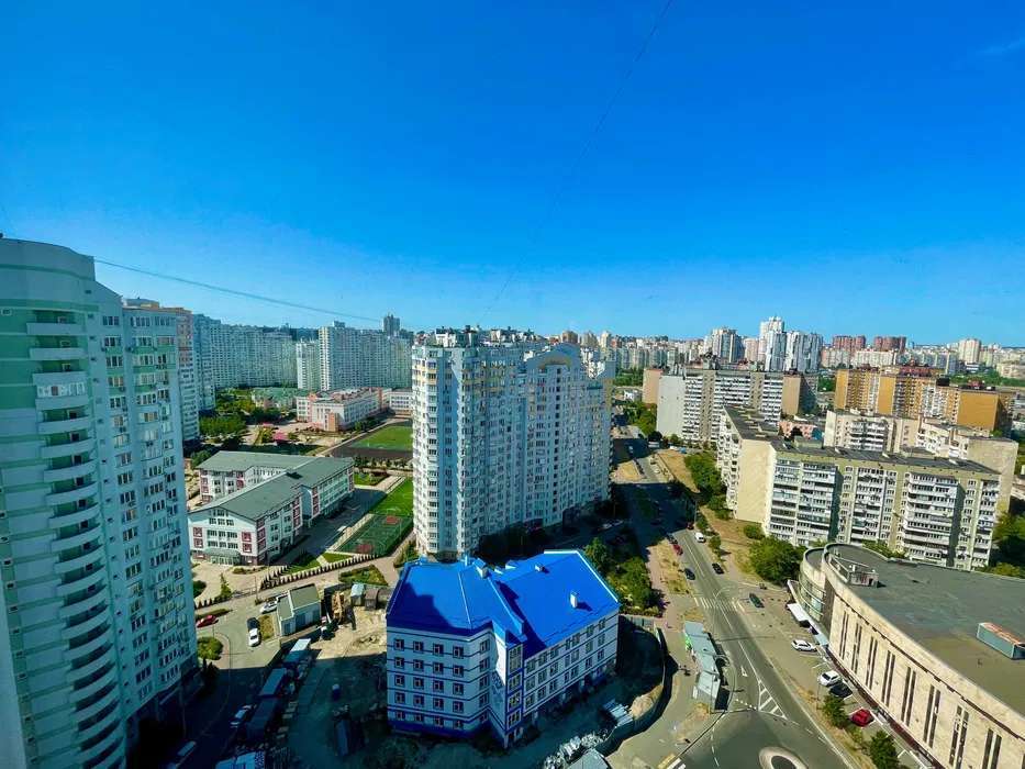 Продажа 3-комнатной квартиры 77 м², Бориса Гмыри ул.