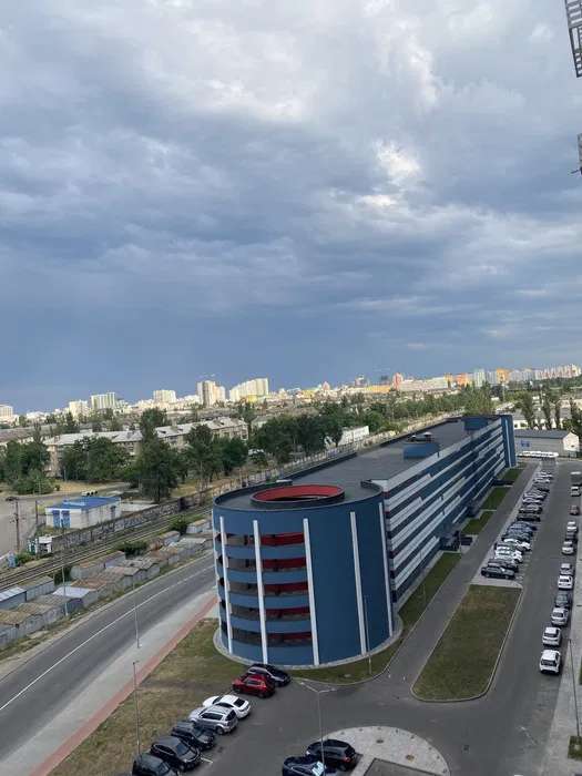 Продажа 2-комнатной квартиры 68 м², Евгения Сверстюка ул., 2к