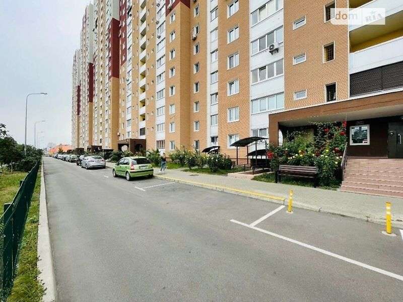 Продажа 3-комнатной квартиры 96 м², Здолбуновская ул., 13