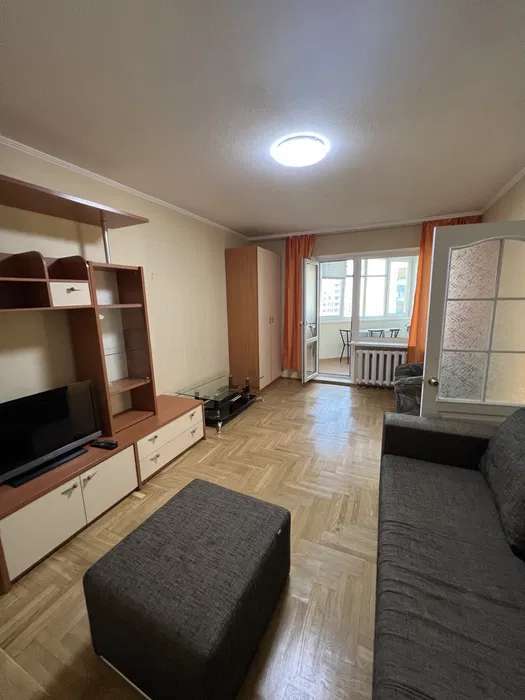 Оренда 3-кімнатної квартири 82 м², Петра Григоренка просп., 11А